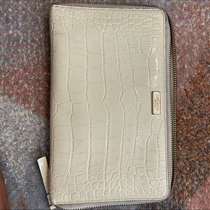 Kate Spade Travel Wallet